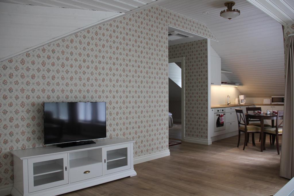 Pargimaja Apartments Kuressaare Kamer foto